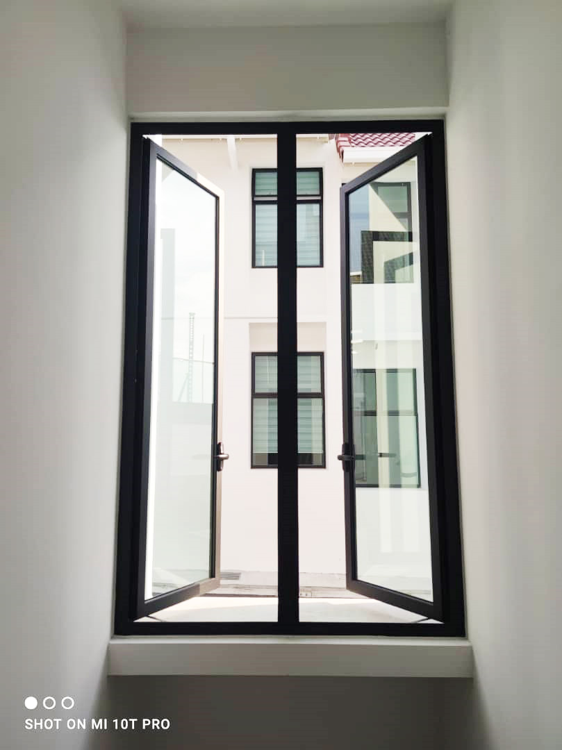 multipoint window